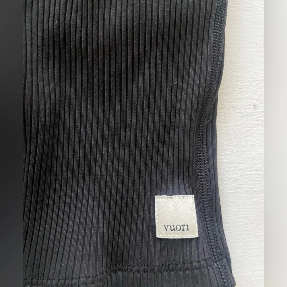 Vuori Tank Top in size XS - Picture 3 of 4